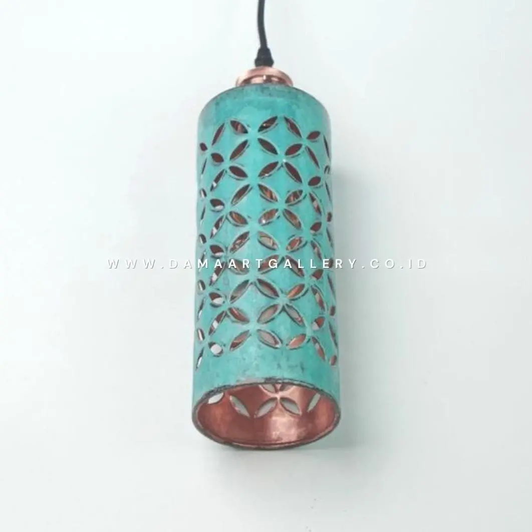 Lampu tabung tembaga motif batik kawung